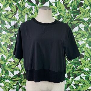 Athleta Zephyr Crop Tee in black 067